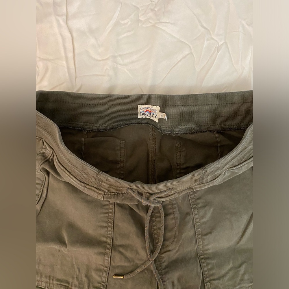 Faherty Cargo Drawstring Pants - Picture 2 of 8